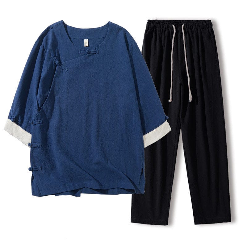 薄手綿麻のセットアップ。日常使いしやすいアイテム