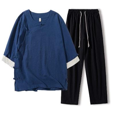 薄手綿麻のセットアップ。日常使いしやすいアイテム