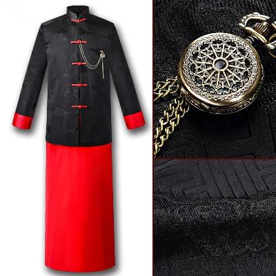 龍模様の唐装ロングガウン。懐中時計用のチェーンが付属